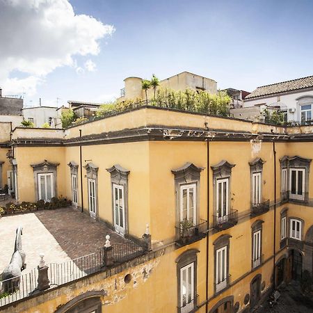 The Church Napoli Bagian luar foto